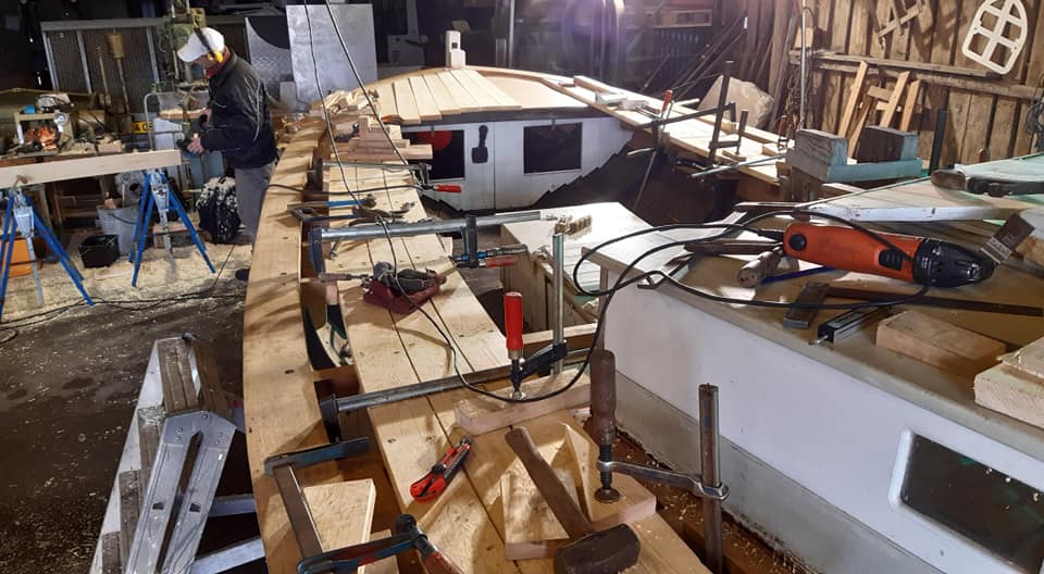 Reparation af træbåd